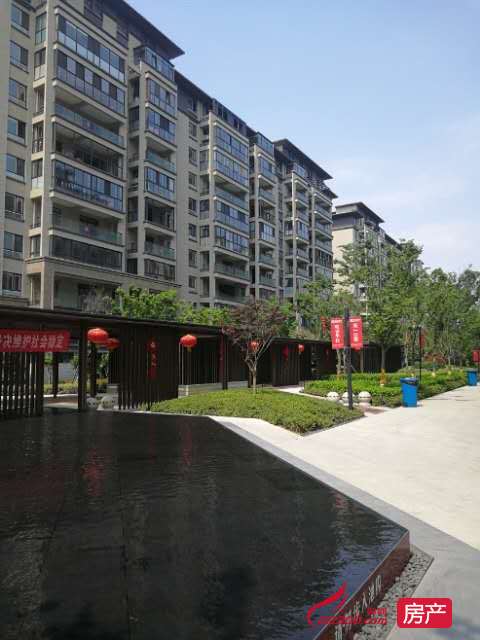 天颐城准现房2楼147平方4室2厅2卫毛坯129.8万