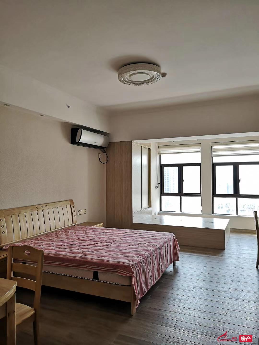 出租华都锦城公寓 1室1厅1卫58平米精装设全1800元/月住宅